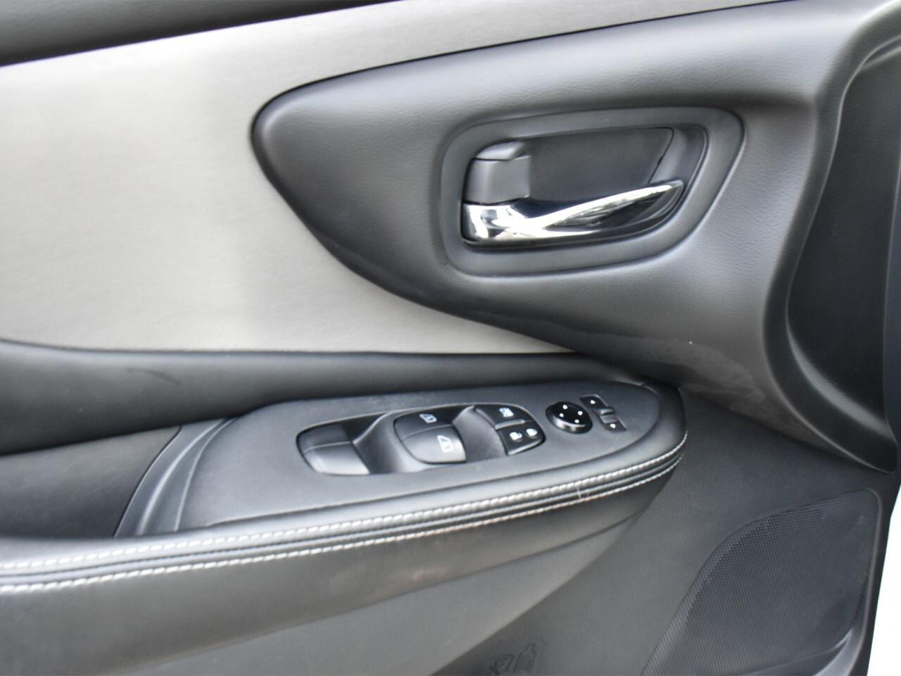 2023 Nissan Murano AWD SV CVT, APPLE CARPLAY, HEATED SEATS Photo
