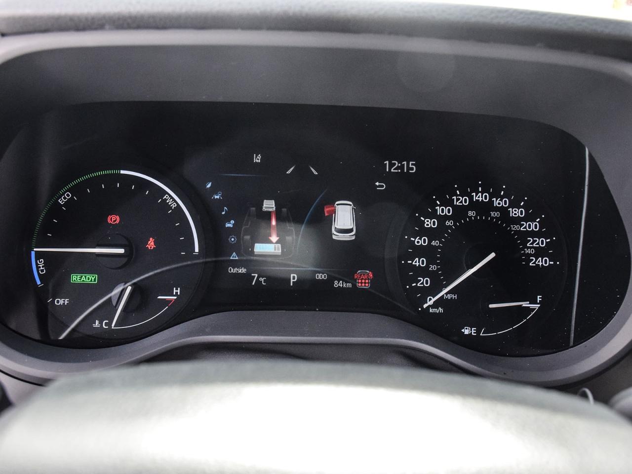 2025 Toyota Sienna XLE Photo