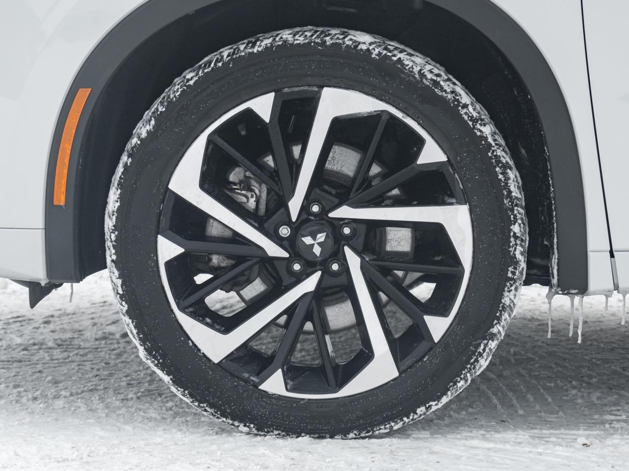 2024 Mitsubishi Outlander GT S-AWC CPO FINANCE RATES FOR AS LOW AS 0.90% Photo