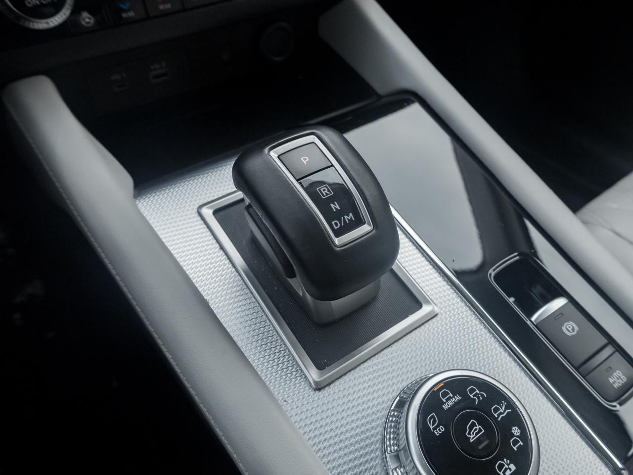 2024 Mitsubishi Outlander GT S-AWC CPO FINANCE RATES FOR AS LOW AS 0.90% Photo