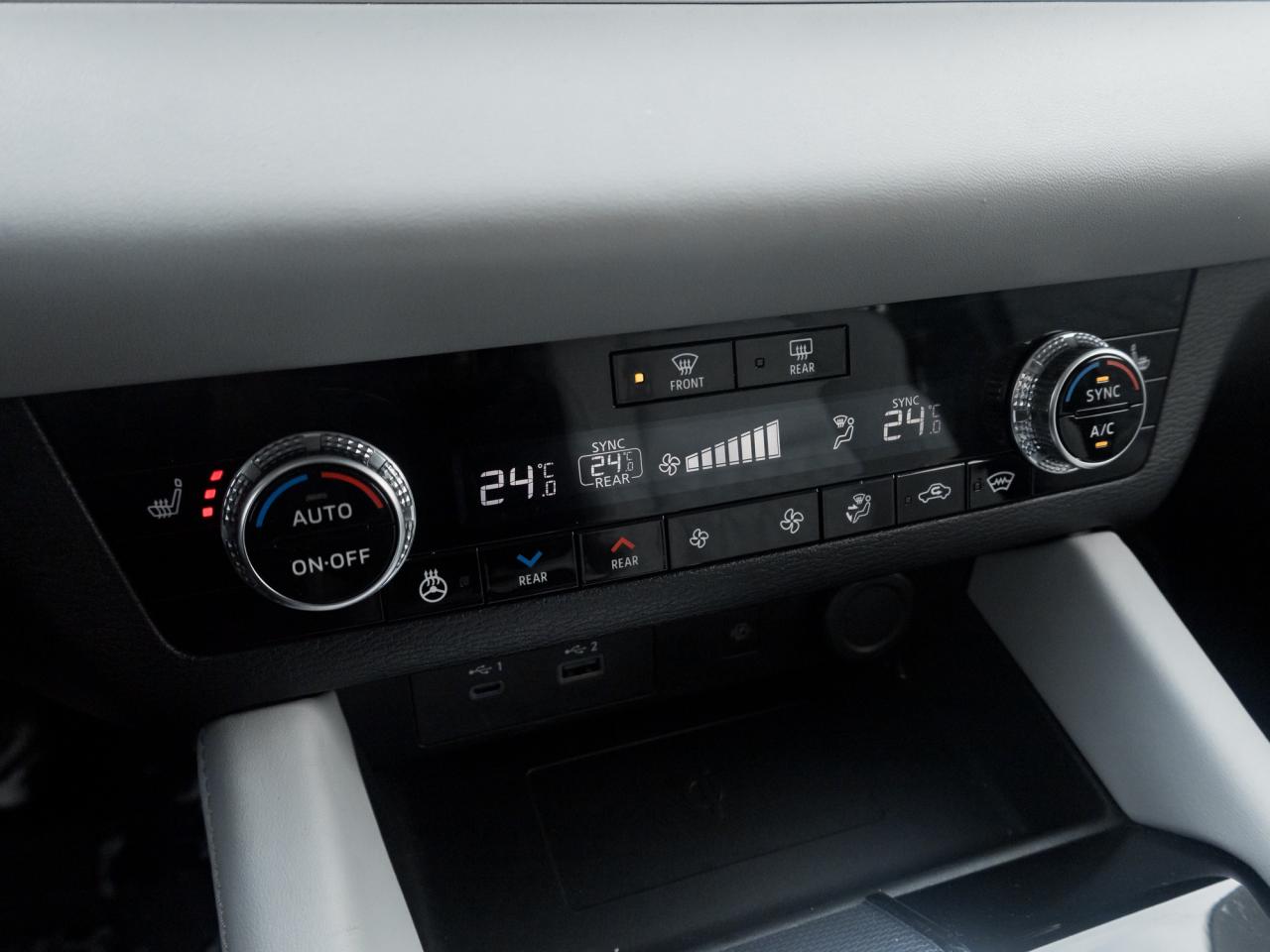 2024 Mitsubishi Outlander GT S-AWC CPO FINANCE RATES FOR AS LOW AS 0.90% Photo