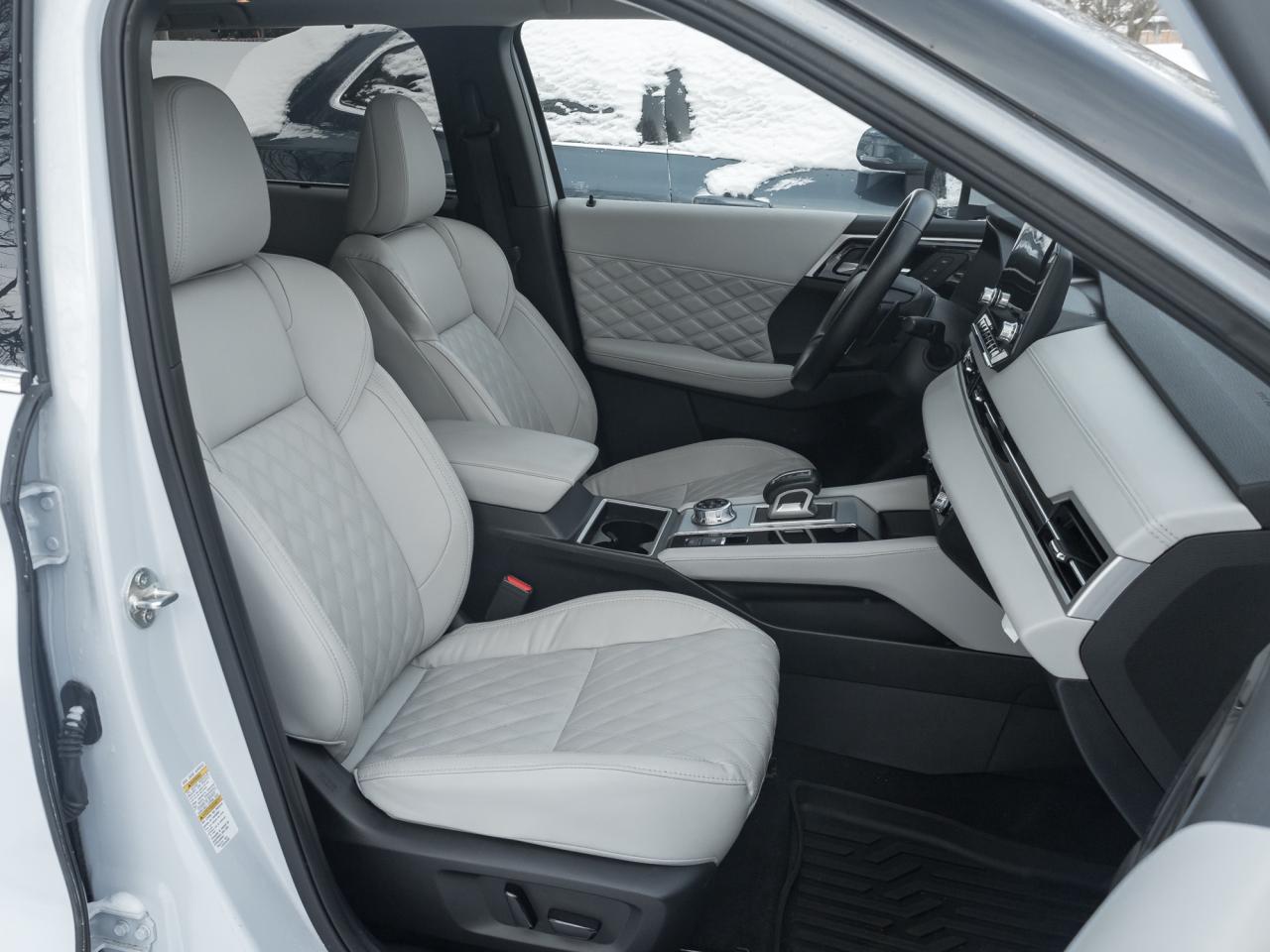 2024 Mitsubishi Outlander GT S-AWC CPO FINANCE RATES FOR AS LOW AS 0.90% Photo