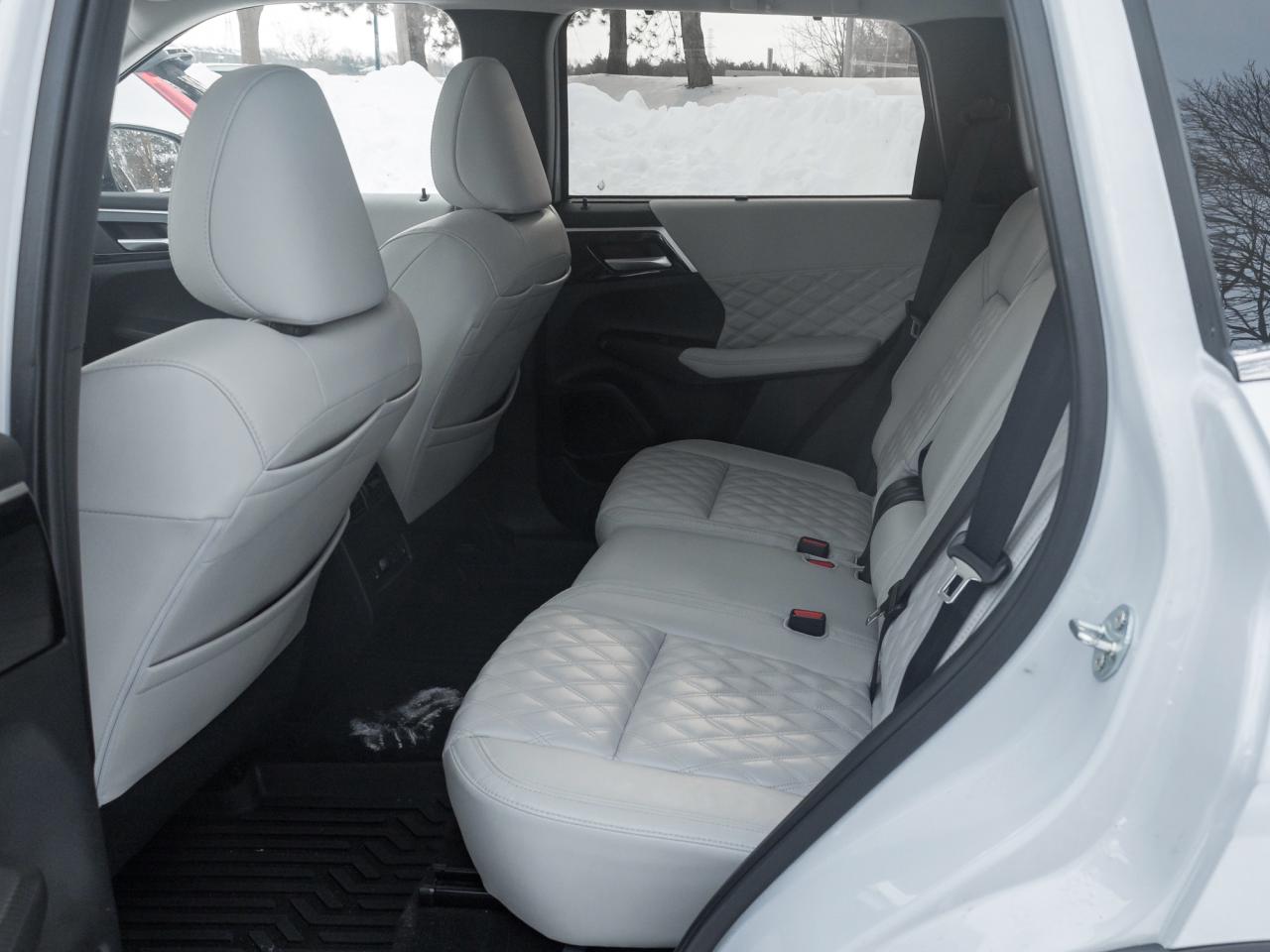 2024 Mitsubishi Outlander GT S-AWC CPO FINANCE RATES FOR AS LOW AS 0.90% Photo