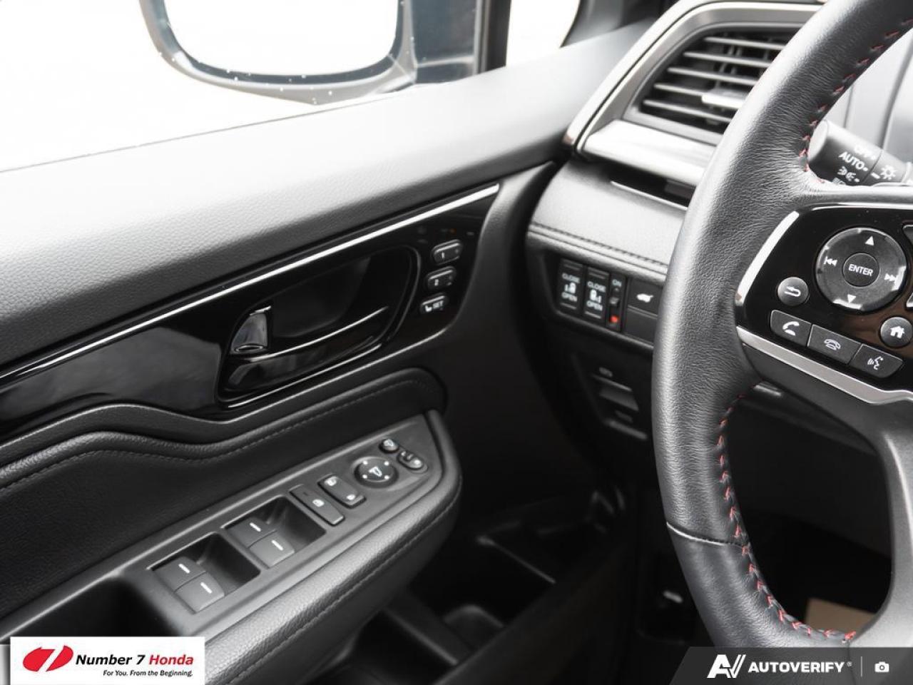 2024 Honda Odyssey Black Edition *EXTENDED FACTORY WARRANTY *NO REPOR Photo