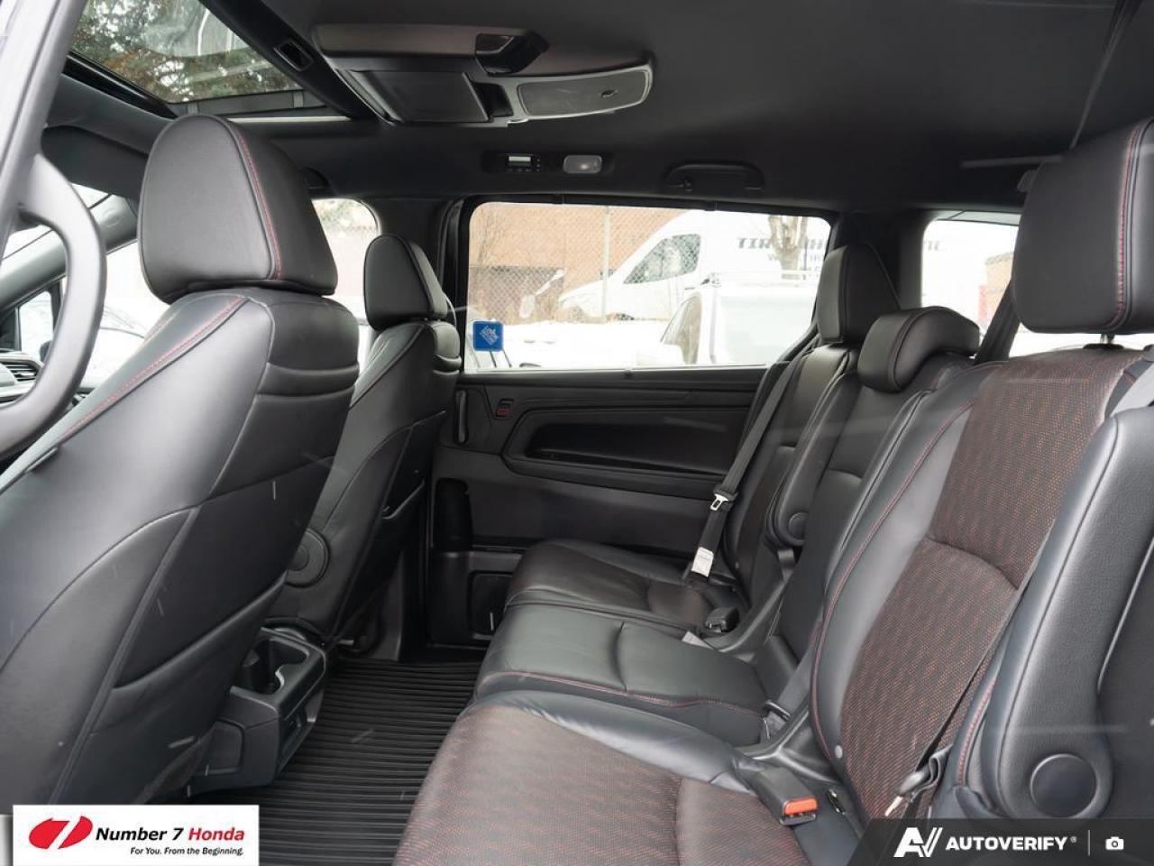 2024 Honda Odyssey Black Edition *EXTENDED FACTORY WARRANTY *NO REPOR Photo