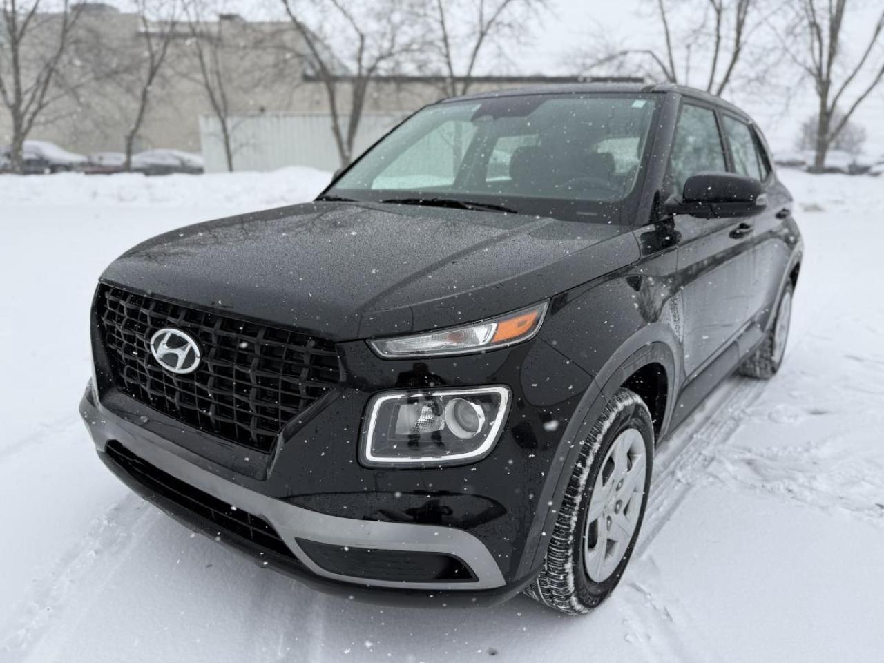 2025 Hyundai Venue Essential IVT Photo