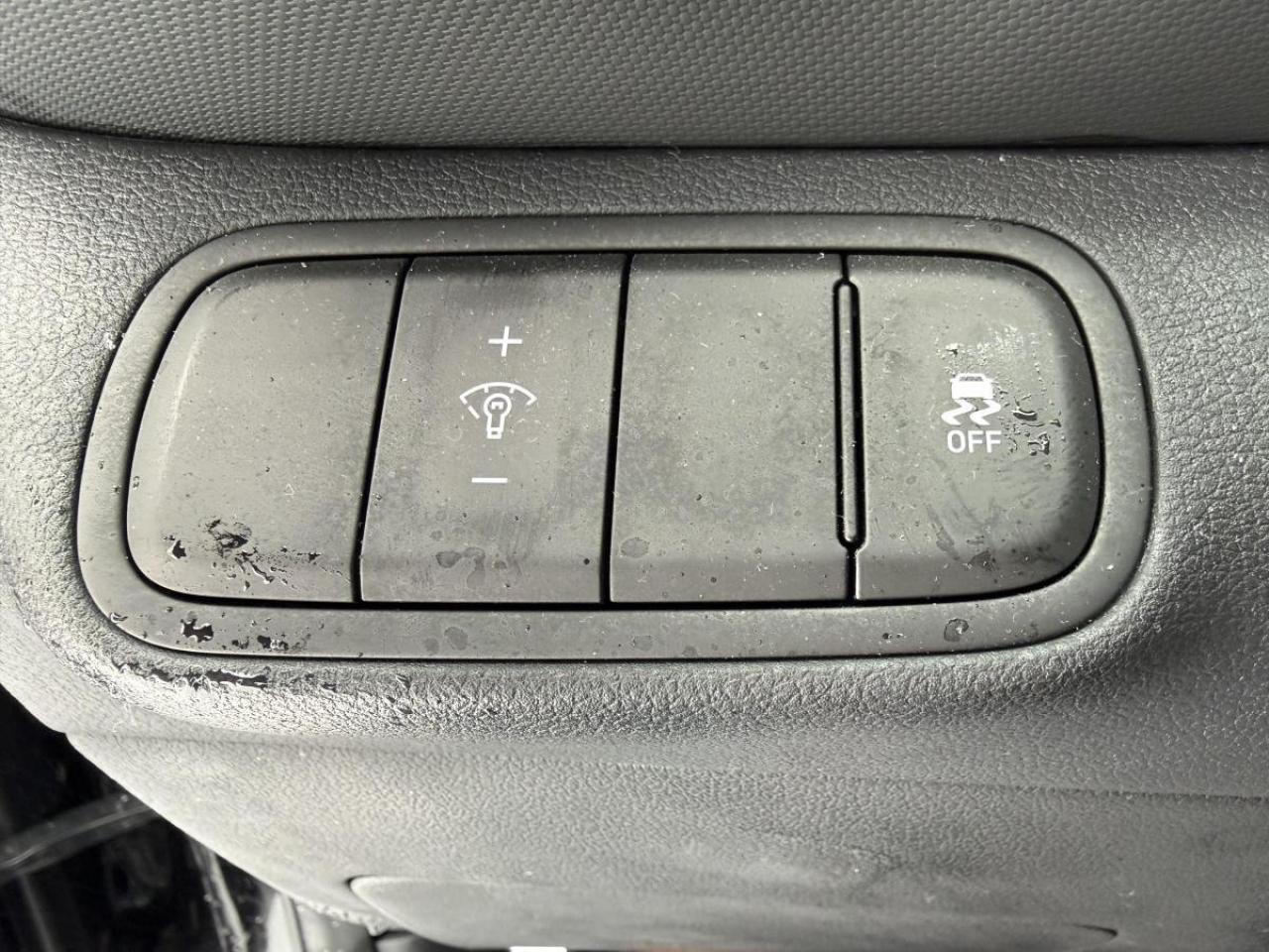 2025 Hyundai Venue Essential IVT Photo