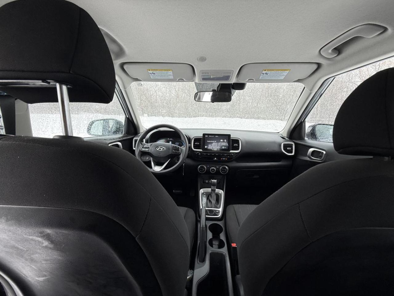 2025 Hyundai Venue Essential IVT Photo