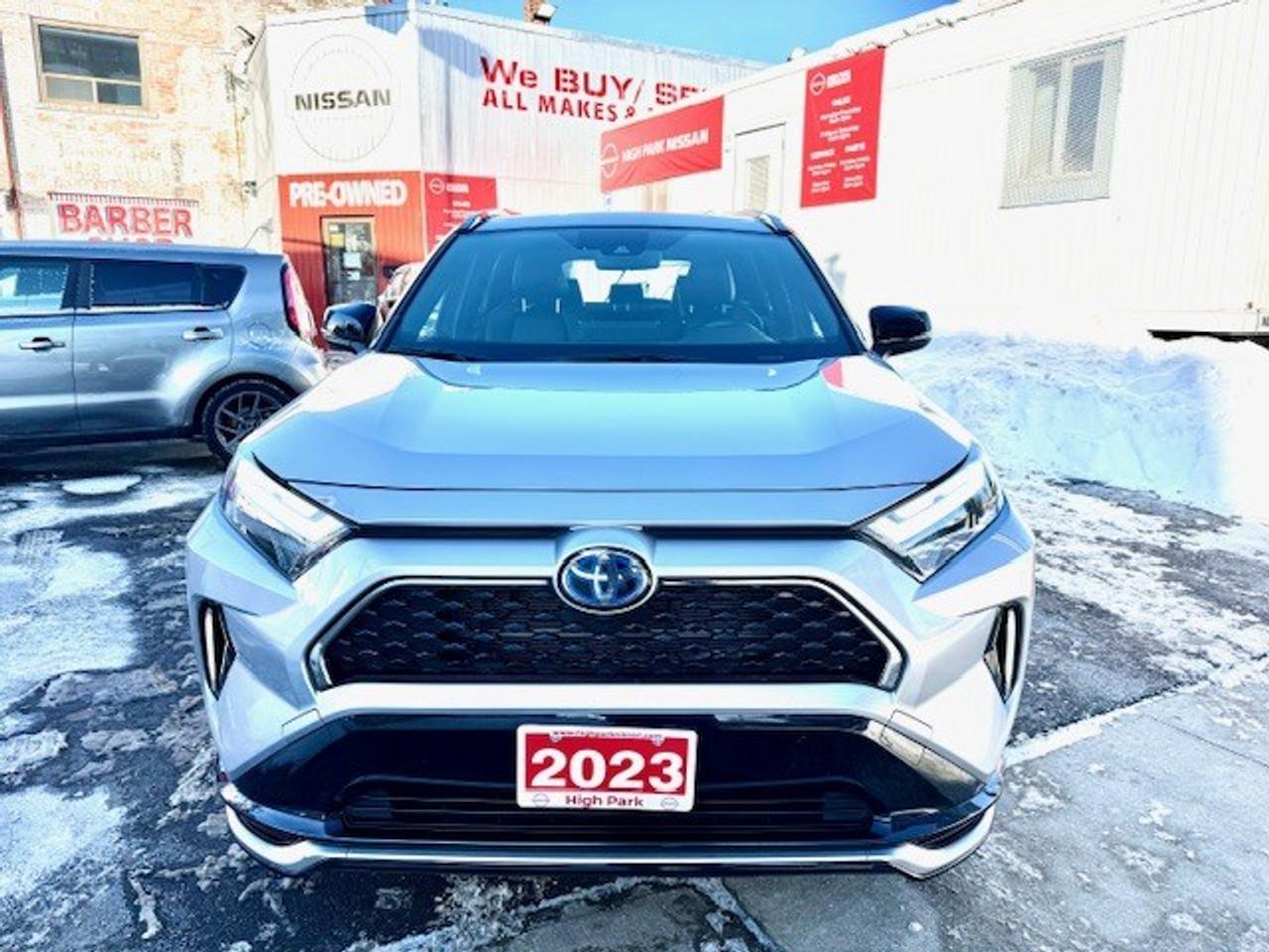2023 Toyota RAV4 Prime XSE AWD, WINTER PKG, APPLE CARPLAY, NEW TIRES Photo