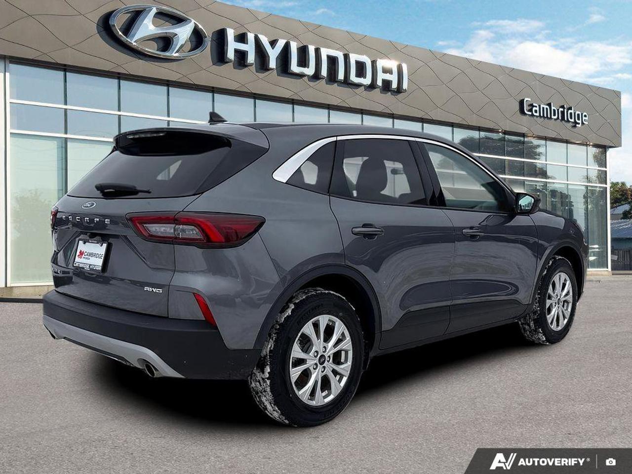 2024 Ford Escape Active   CLEAN CARFAX   BLIND SPOT MONITOR   HEATE Photo