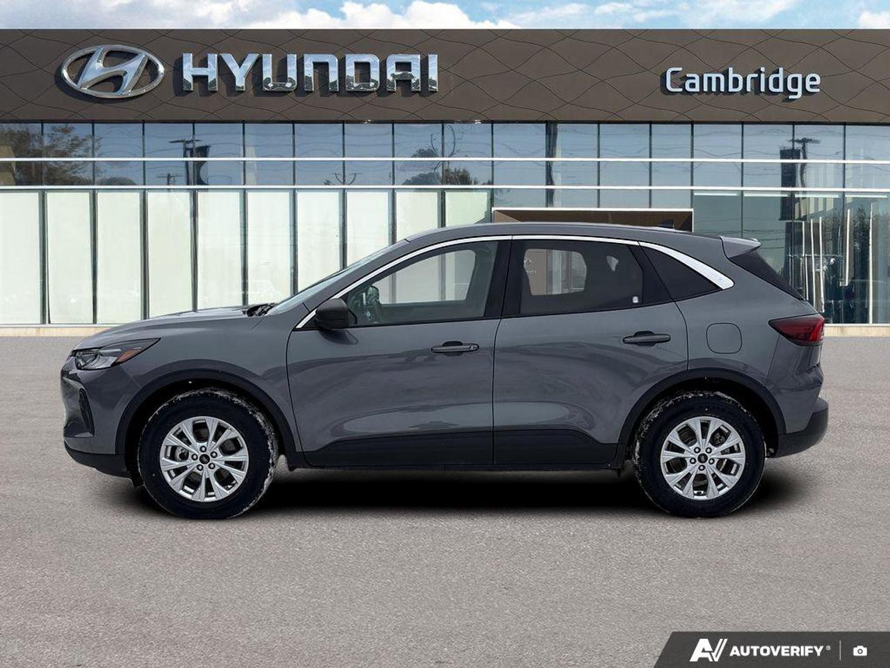 2024 Ford Escape Active   NO ACCIDENTS   ONE OWNER   SOLD! Photo3