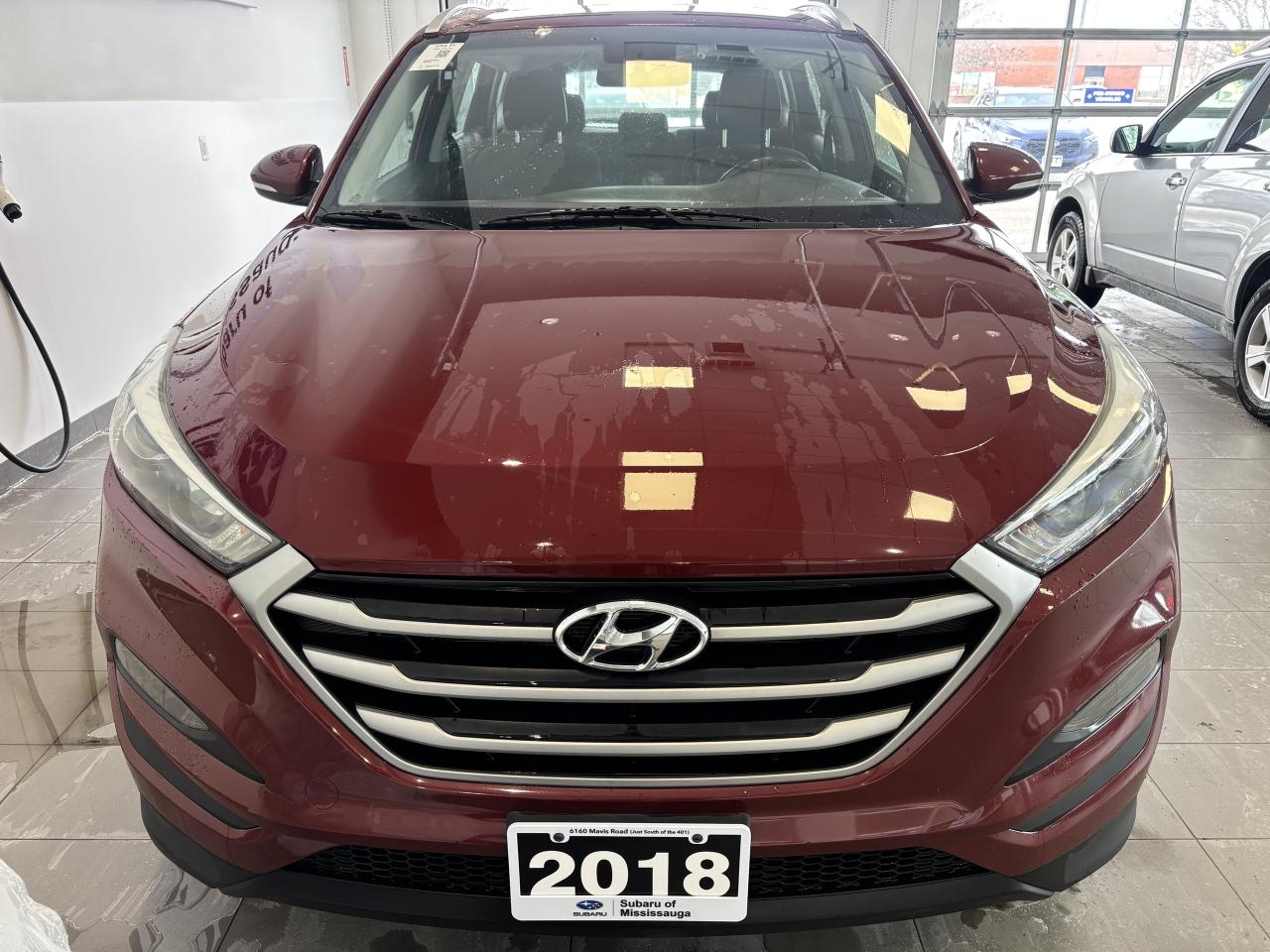2018 Hyundai Tucson PREMIUM   2 SETS OF TIRES/RIMS   1 OWNER   CARPLAY Photo