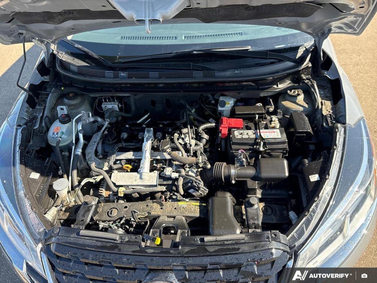 2024 Nissan Kicks SV   CLEAN CARFAX   REMOTE START   HEATED SEATS Photo