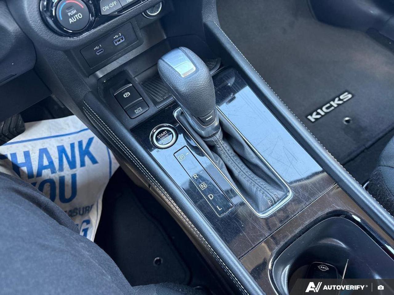 2024 Nissan Kicks SV   CLEAN CARFAX   REMOTE START   HEATED SEATS Photo