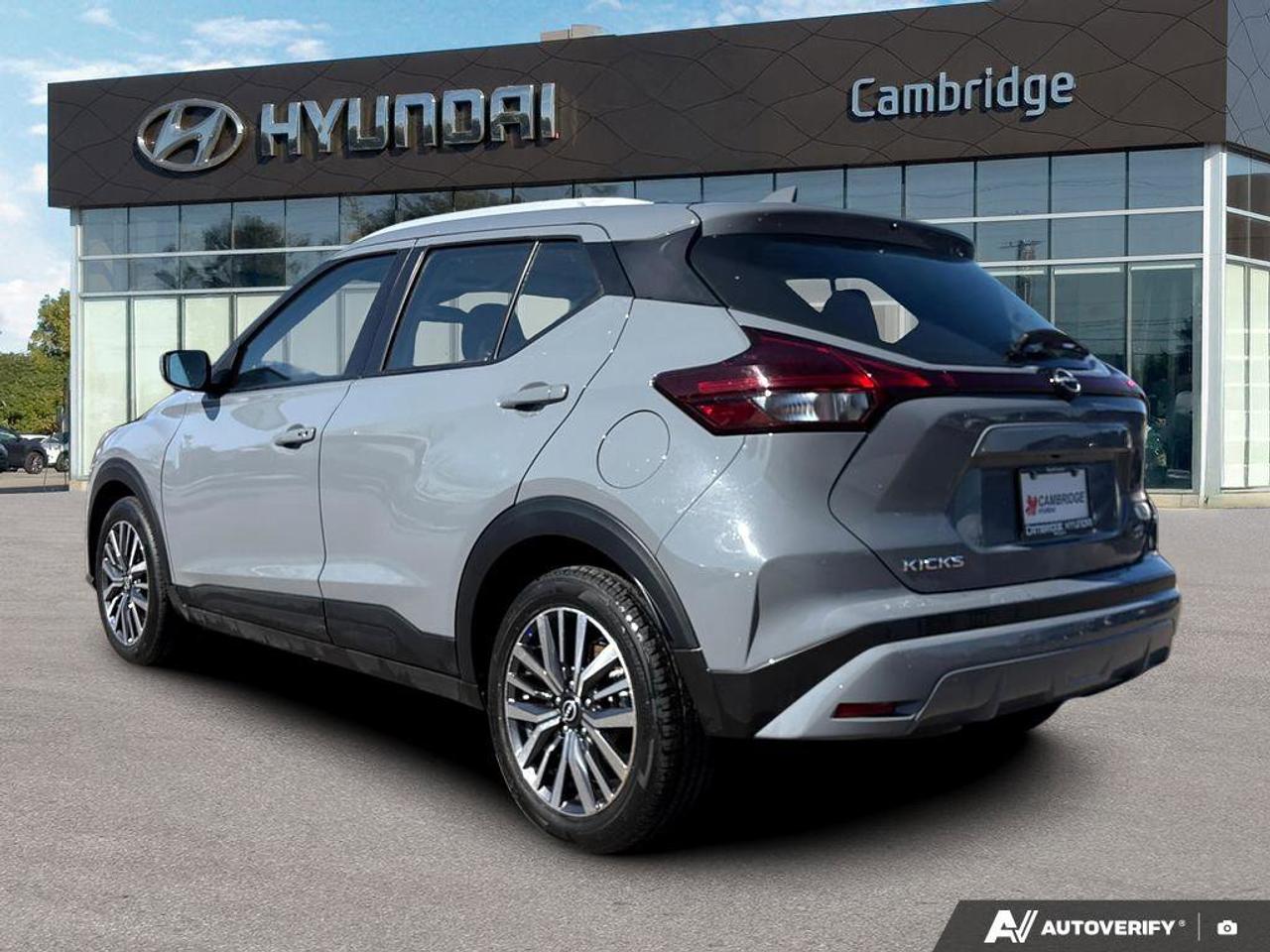 2024 Nissan Kicks SV   NO ACCIDENTS   ONE OWNER   6.6L/100KM Photo4