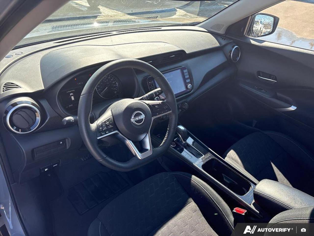 2024 Nissan Kicks SV   CLEAN CARFAX   REMOTE START   HEATED SEATS Photo