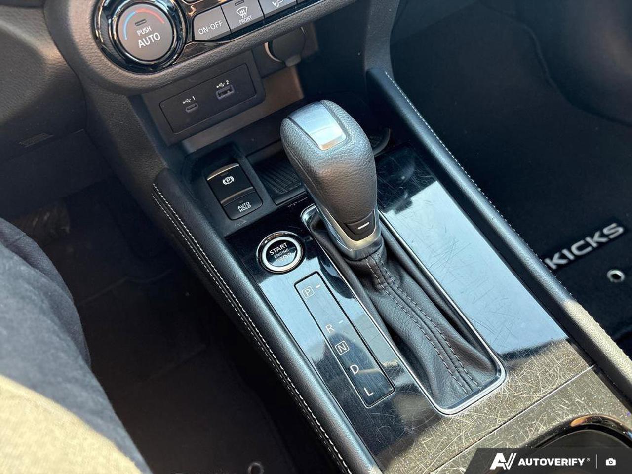 2024 Nissan Kicks SV   CLEAN CARFAX   REMOTE START   HEATED SEATS Photo