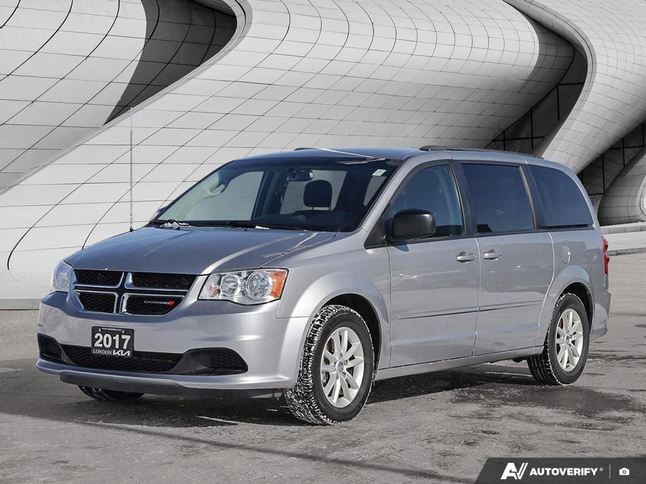 2017 Dodge Grand Caravan CANADA VALUE PACKAGE Photo0