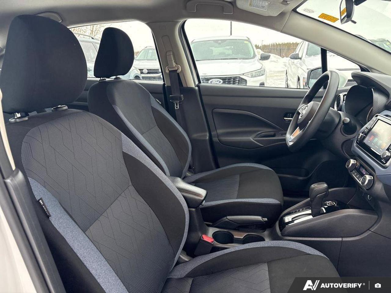 2024 Nissan Versa SV   CLEAN CARFAX   BLIND SPOT WARNING   CARPLAY Photo