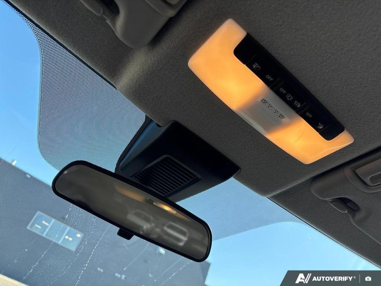 2024 Nissan Kicks SV   REMOTE START   HEATED SEATS   BLIND SPOT MONI Photo