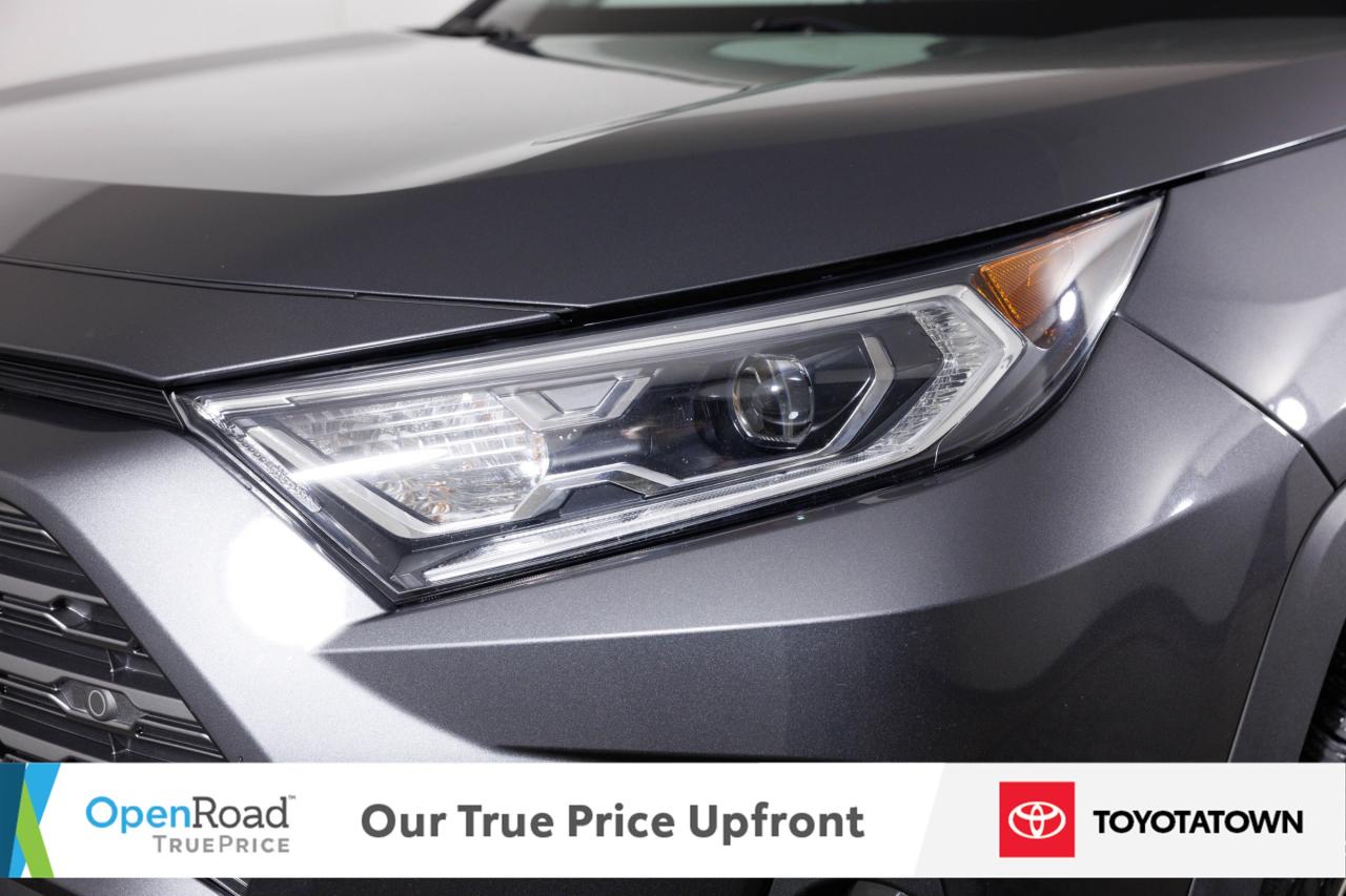 2021 Toyota RAV4 Hybrid LIMITED! ACCIDENT FREE! ELIGIBLE FOR OPEN ROAD LEA Photo