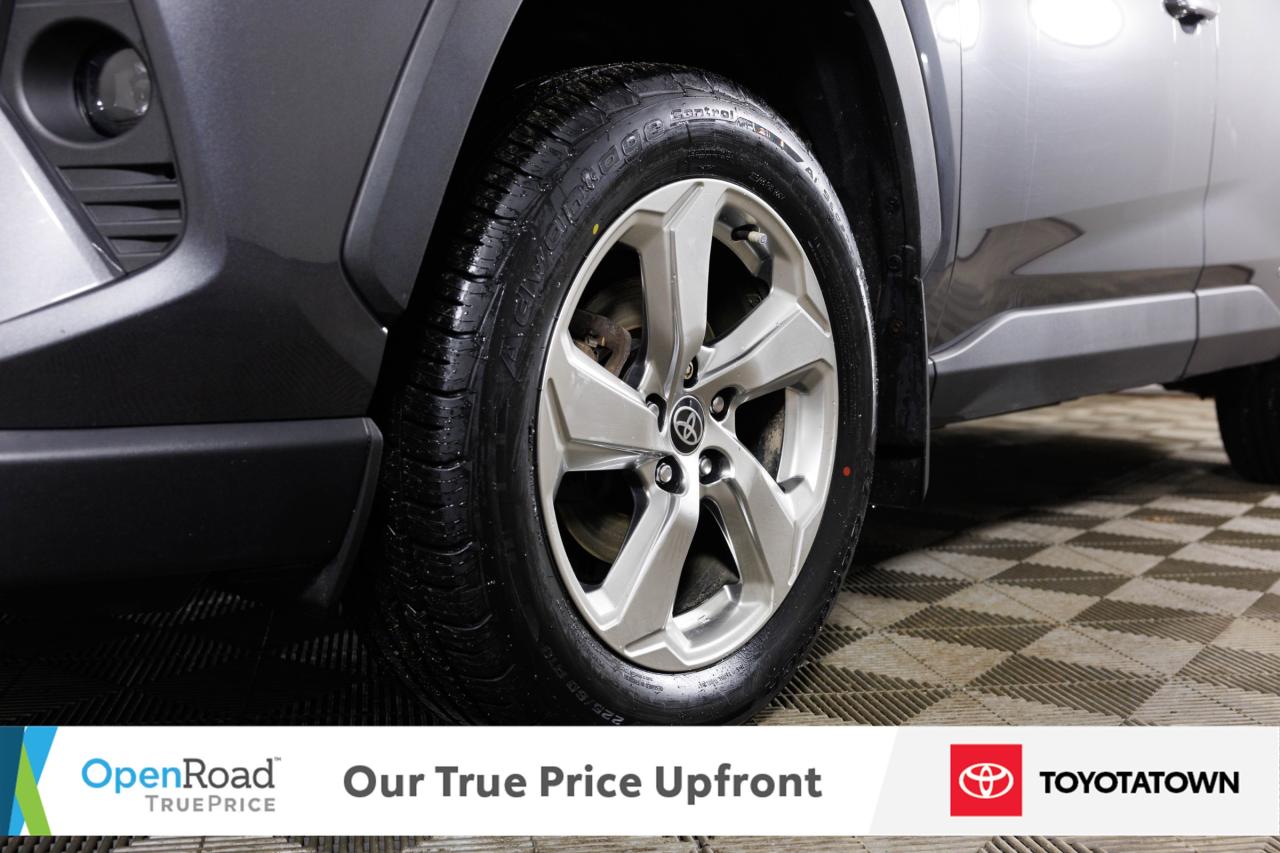 2021 Toyota RAV4 Hybrid LIMITED! ACCIDENT FREE! ELIGIBLE FOR OPEN ROAD LEA Photo