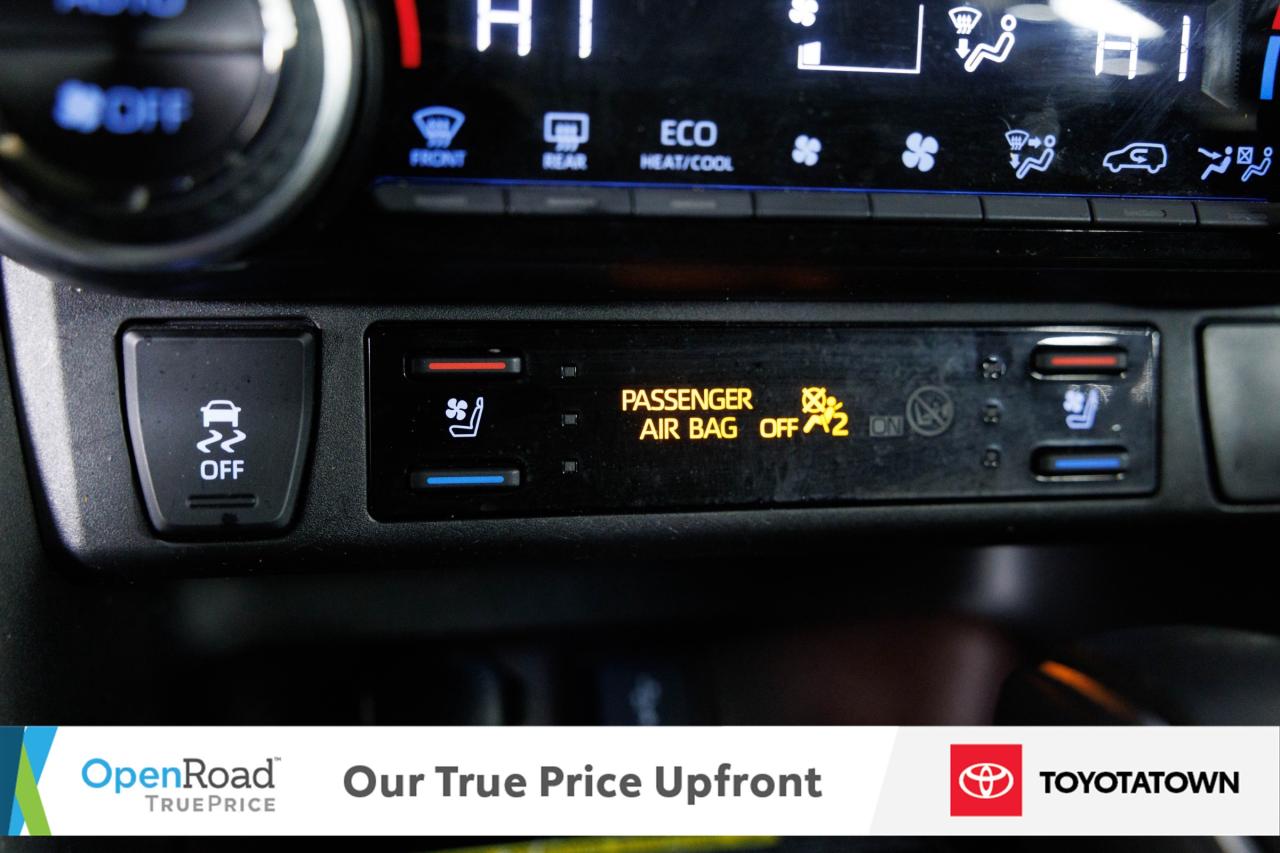 2021 Toyota RAV4 Hybrid LIMITED! ACCIDENT FREE! ELIGIBLE FOR OPEN ROAD LEA Photo