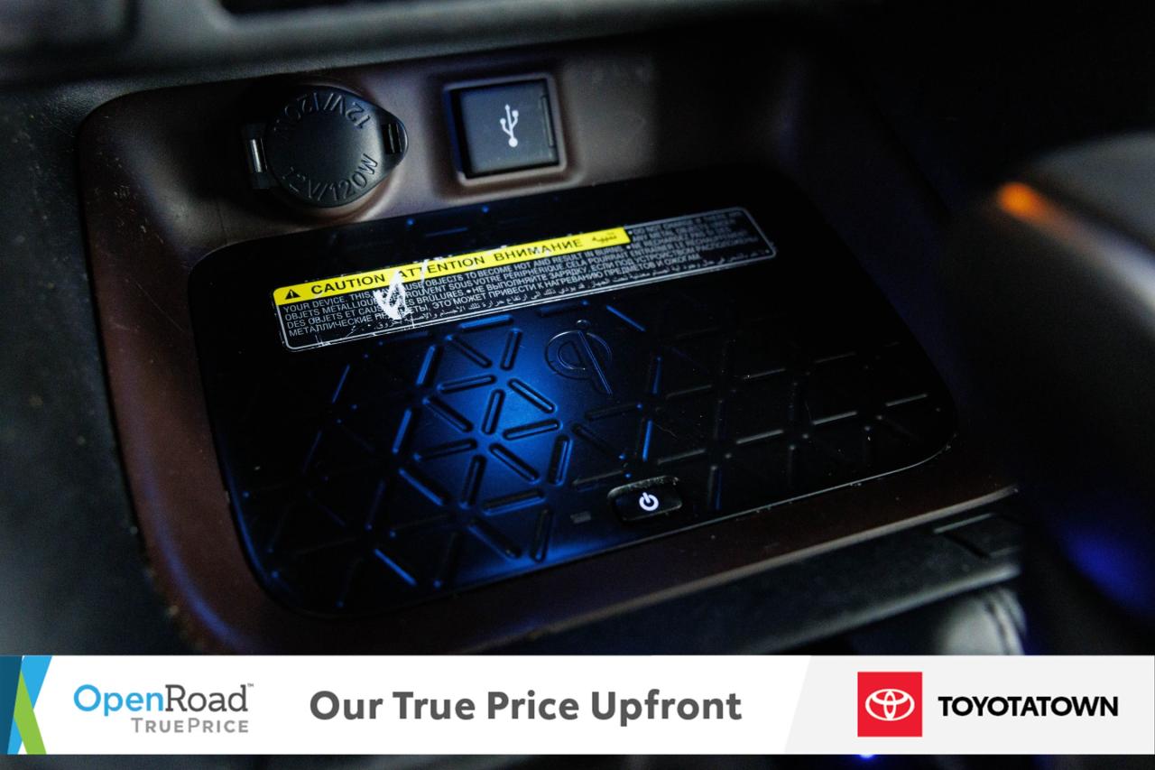 2021 Toyota RAV4 Hybrid LIMITED! ACCIDENT FREE! ELIGIBLE FOR OPEN ROAD LEA Photo