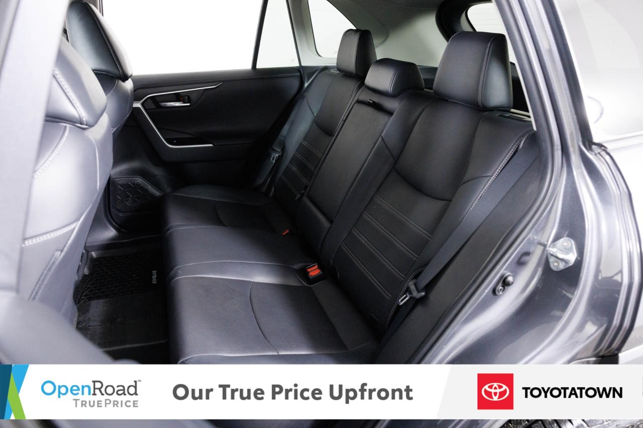2021 Toyota RAV4 Hybrid LIMITED! ACCIDENT FREE! ELIGIBLE FOR OPEN ROAD LEA Photo