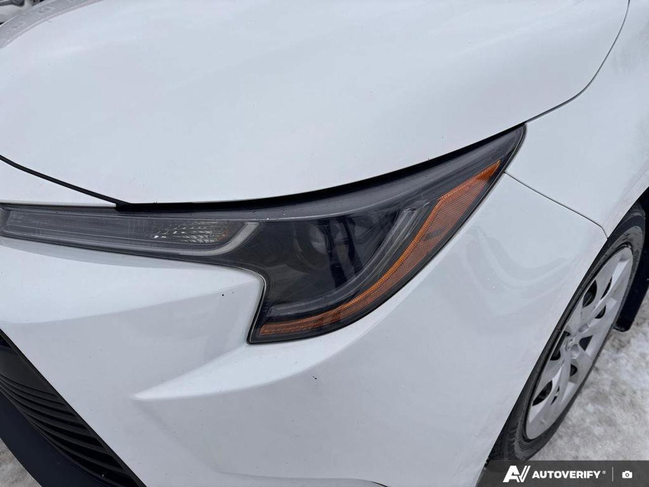 2024 Toyota Corolla LE   CLEAN CARFAX   CARPLAY   BLIND SPOT MONITOR Photo