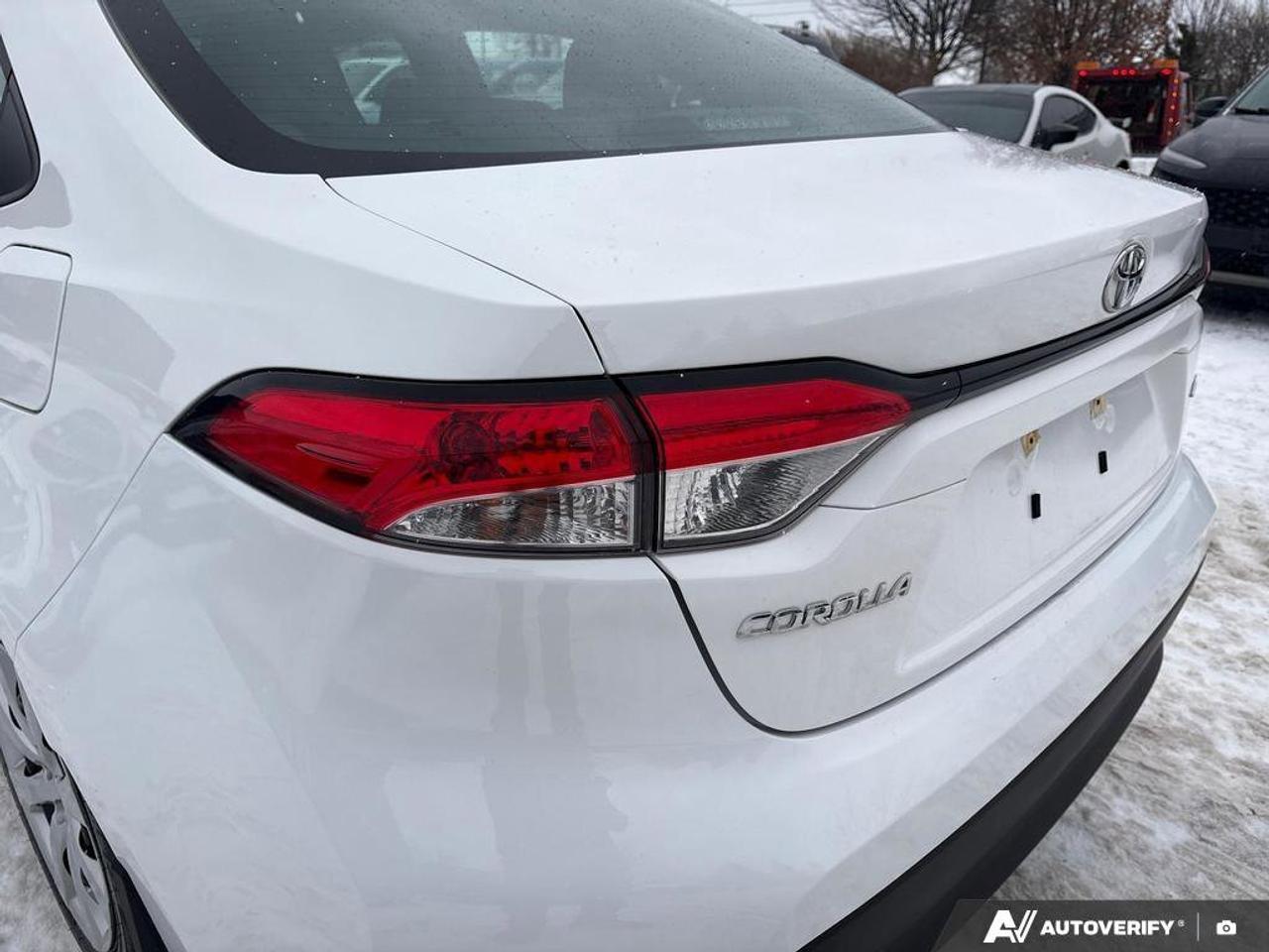 2024 Toyota Corolla LE   CLEAN CARFAX   CARPLAY   BLIND SPOT MONITOR Photo