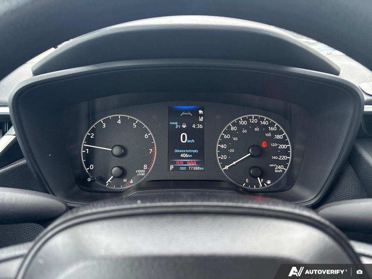 2024 Toyota Corolla LE   CLEAN CARFAX   CARPLAY   BLIND SPOT MONITOR Photo