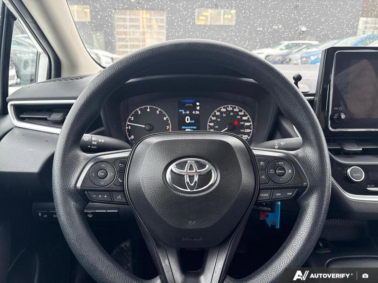 2024 Toyota Corolla LE   CLEAN CARFAX   CARPLAY   BLIND SPOT MONITOR Photo