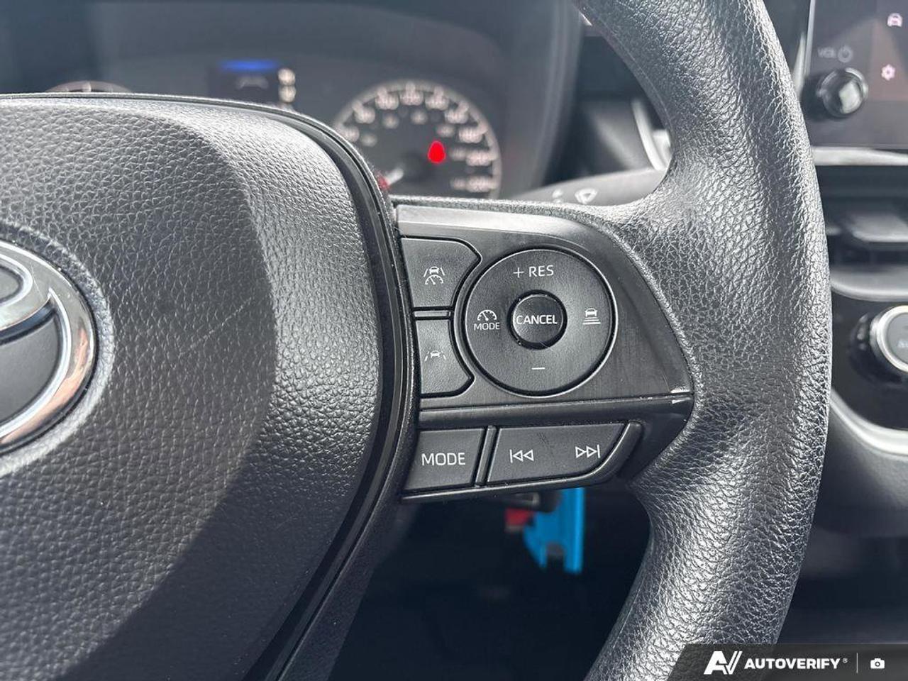 2024 Toyota Corolla LE   CLEAN CARFAX   CARPLAY   BLIND SPOT MONITOR Photo