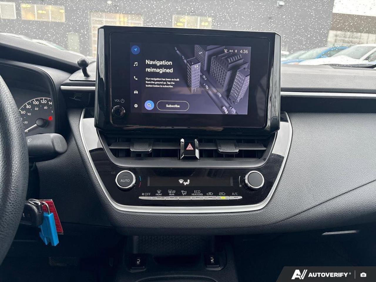 2024 Toyota Corolla LE   CLEAN CARFAX   CARPLAY   BLIND SPOT MONITOR Photo