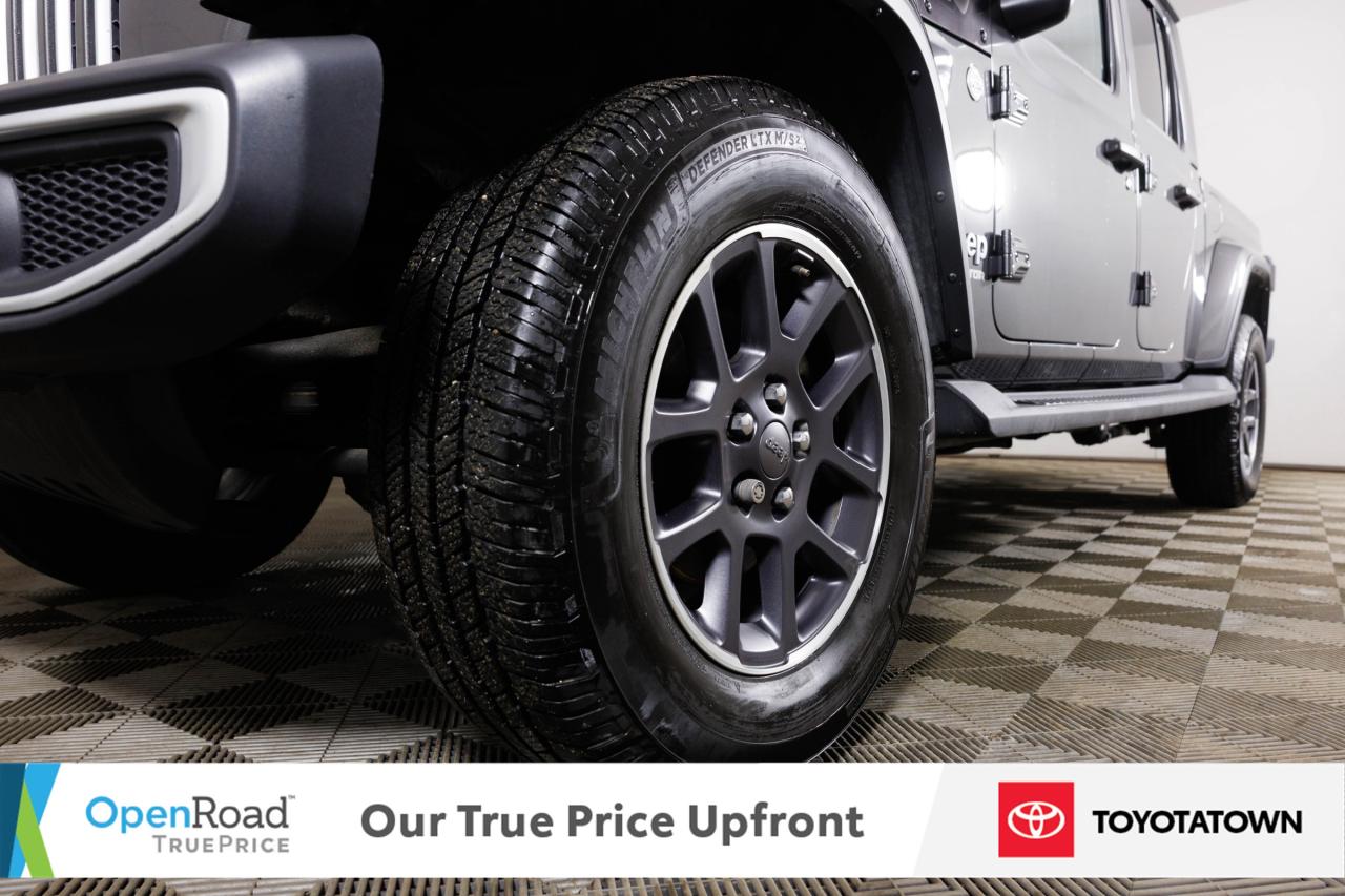 2021 Jeep Gladiator OVERLAND! ACCIDENT FREE! ELIGIBLE FOR OPEN ROAD LE Photo