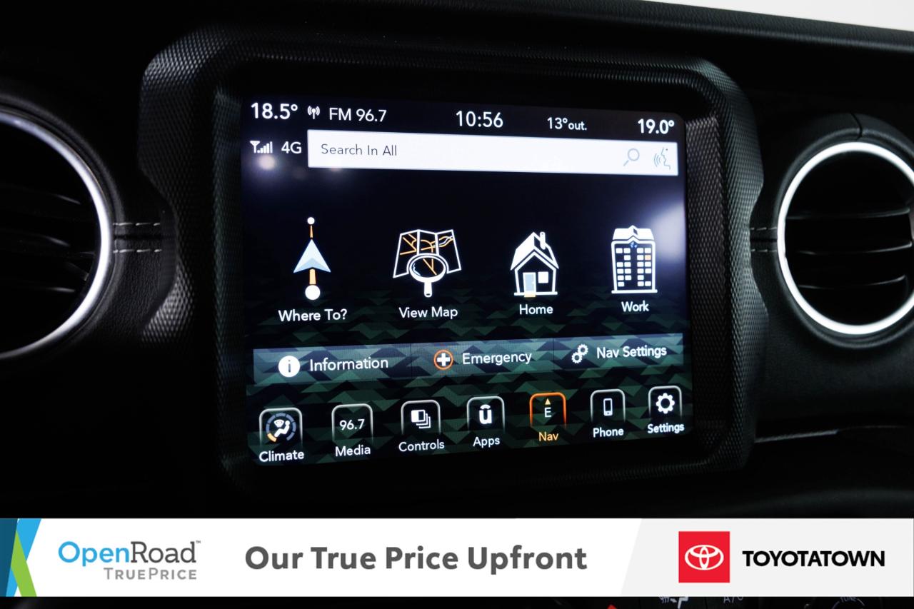 2021 Jeep Gladiator OVERLAND! ACCIDENT FREE! ELIGIBLE FOR OPEN ROAD LE Photo