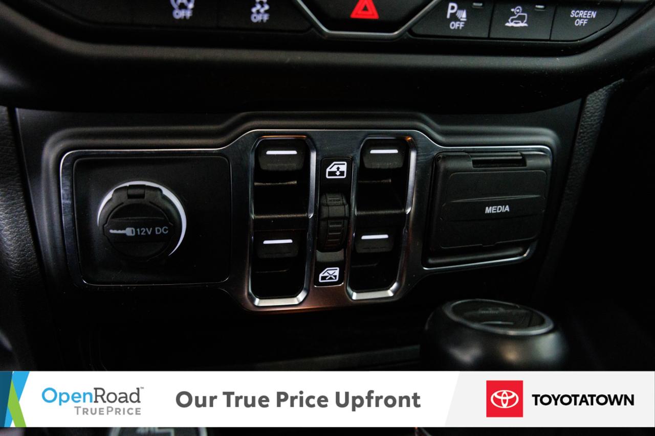 2021 Jeep Gladiator OVERLAND! ACCIDENT FREE! ELIGIBLE FOR OPEN ROAD LE Photo