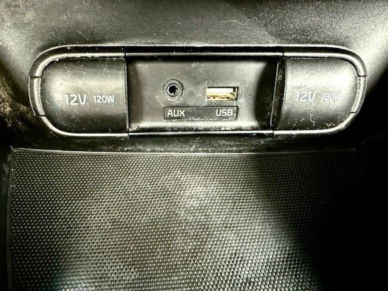 2018 Kia Soul EX Tech, LEATHER, NAVI, APPLE CARPLAY, PANO ROOF Photo