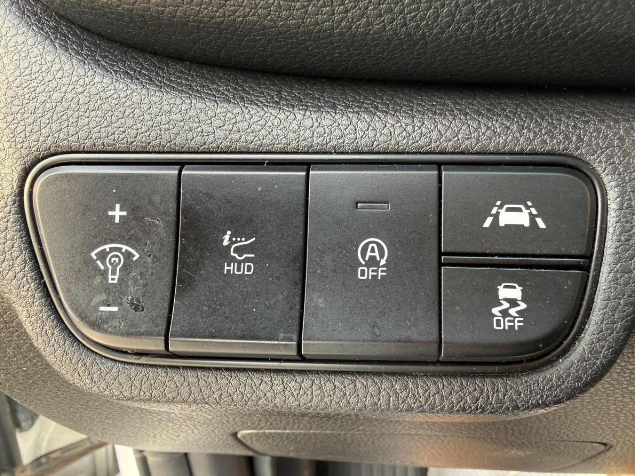 2022 Kia Seltos SX Turbo Photo