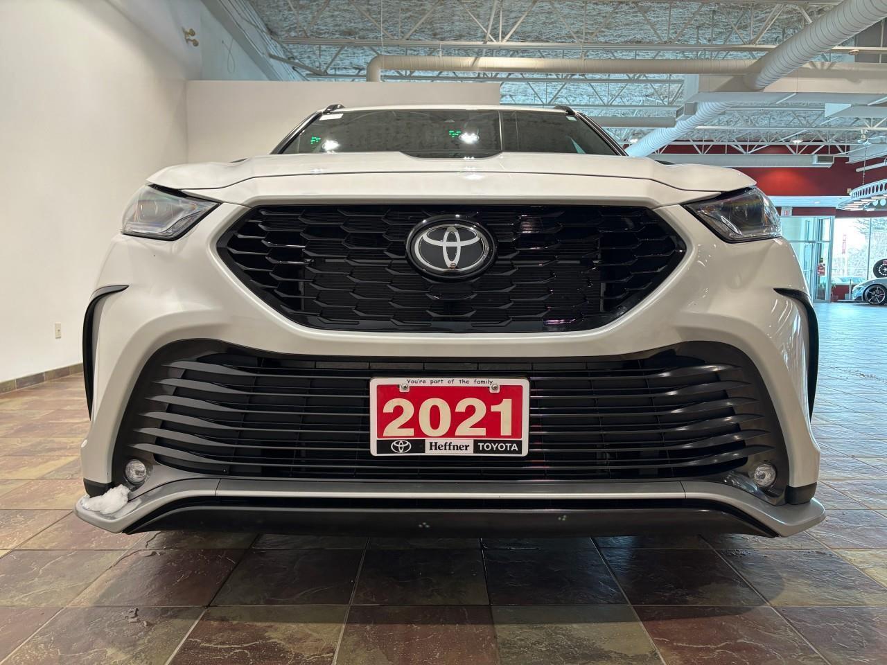 2021 Toyota Highlander XSE Photo
