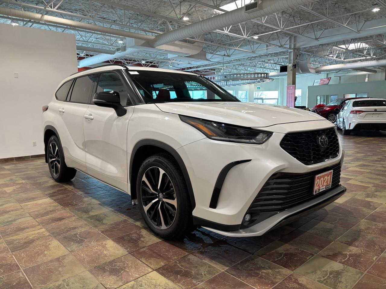 2021 Toyota Highlander XSE Photo