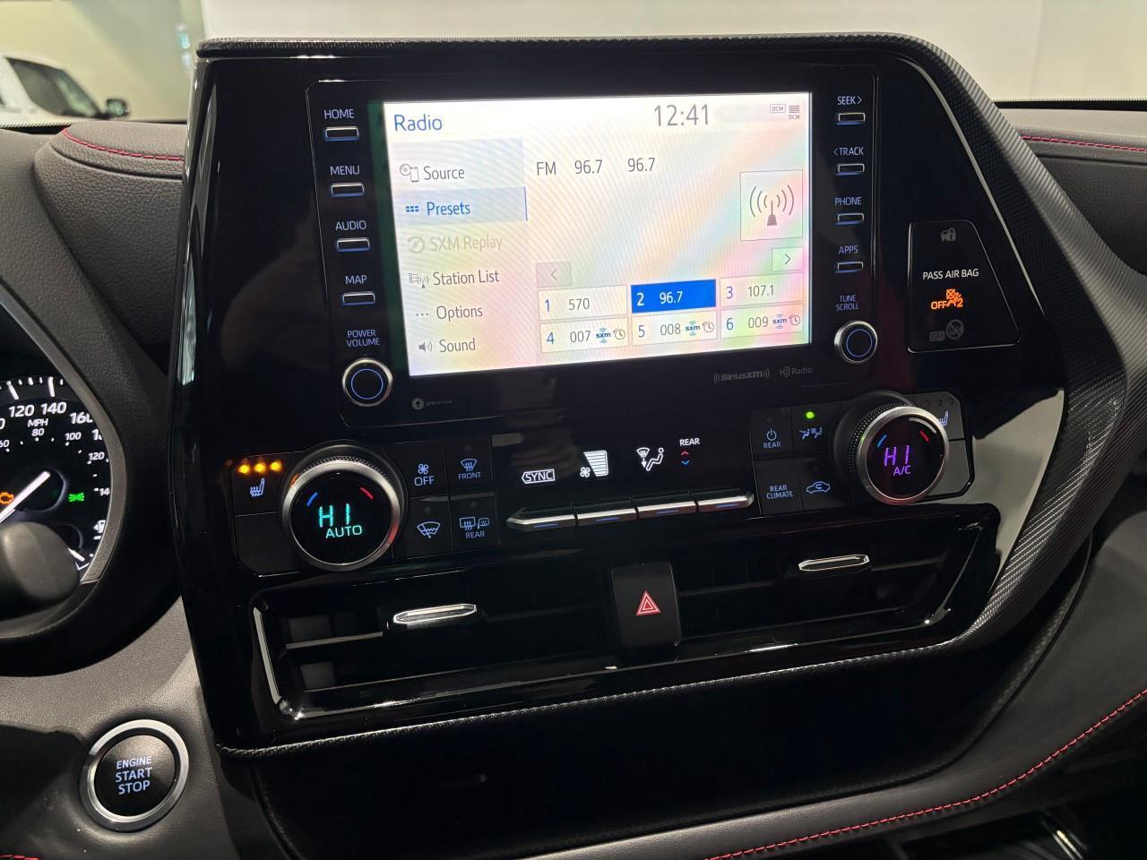 2021 Toyota Highlander XSE Photo