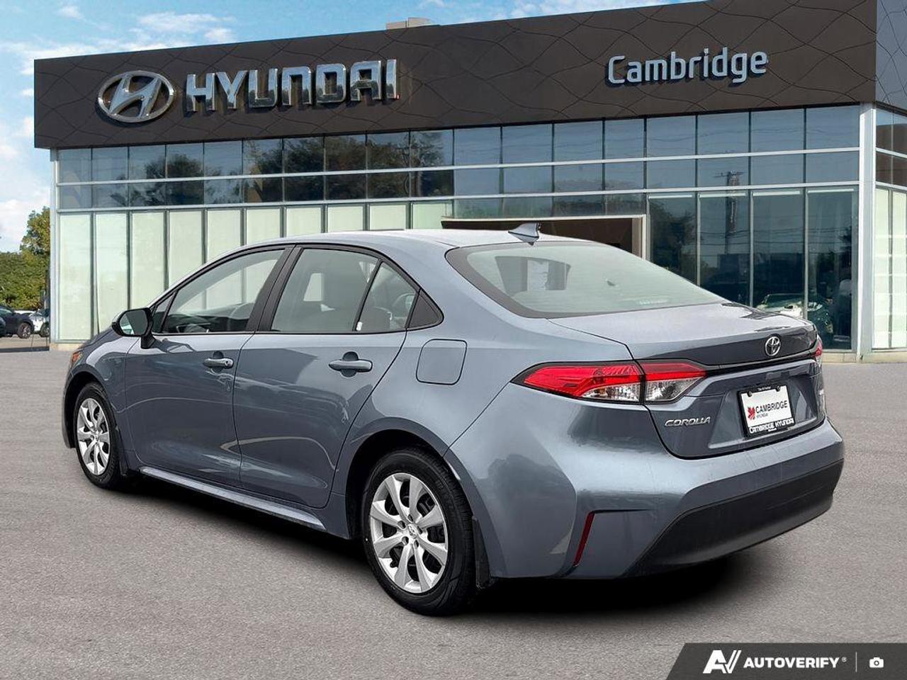 2024 Toyota Corolla LE   CLEAN CARFAX   CARPLAY   BLIND SPOT MONITOR Photo