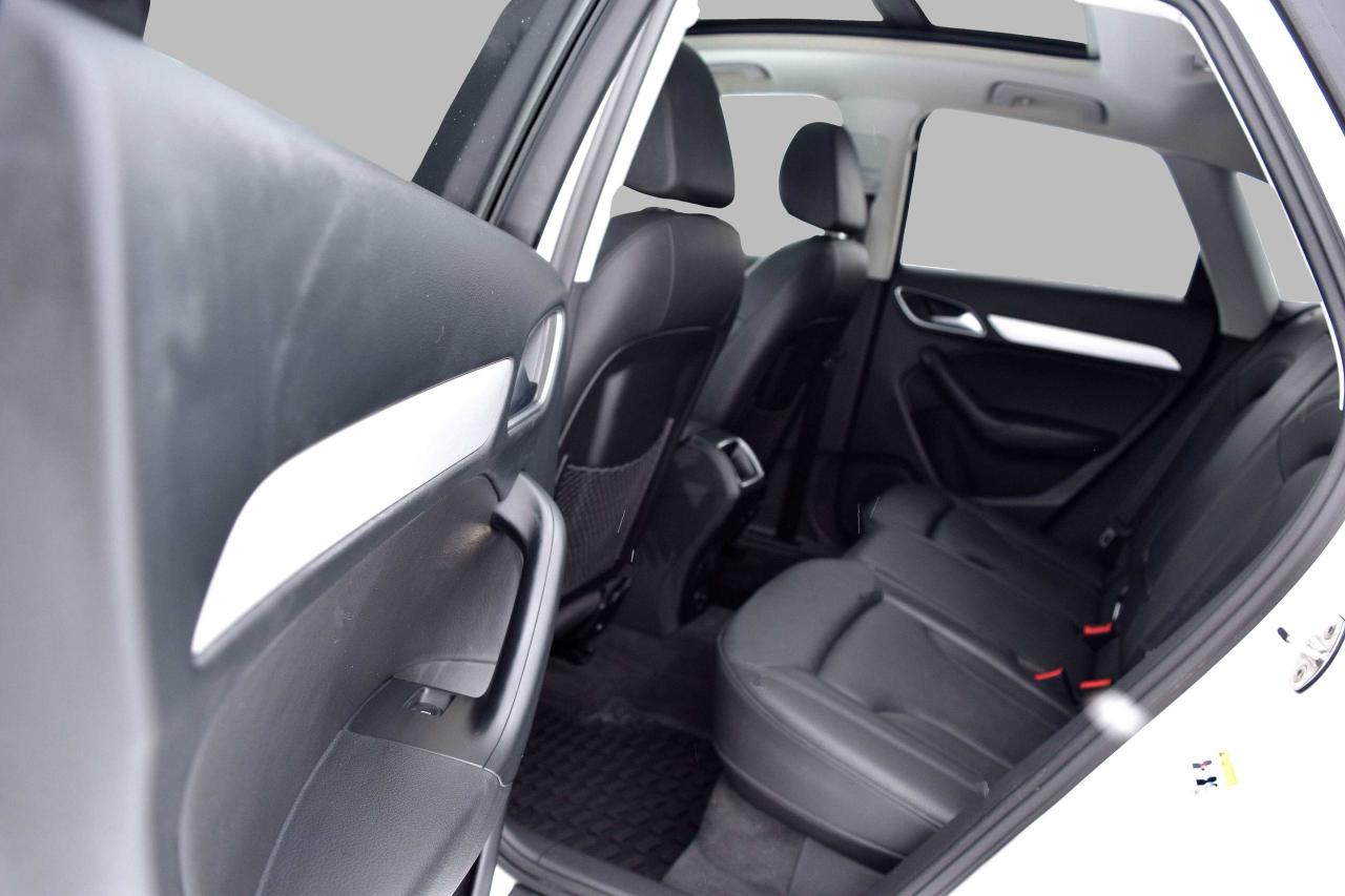 2018 Audi Q3 AWD Komfort Panoramic Sunroof Navi Photo