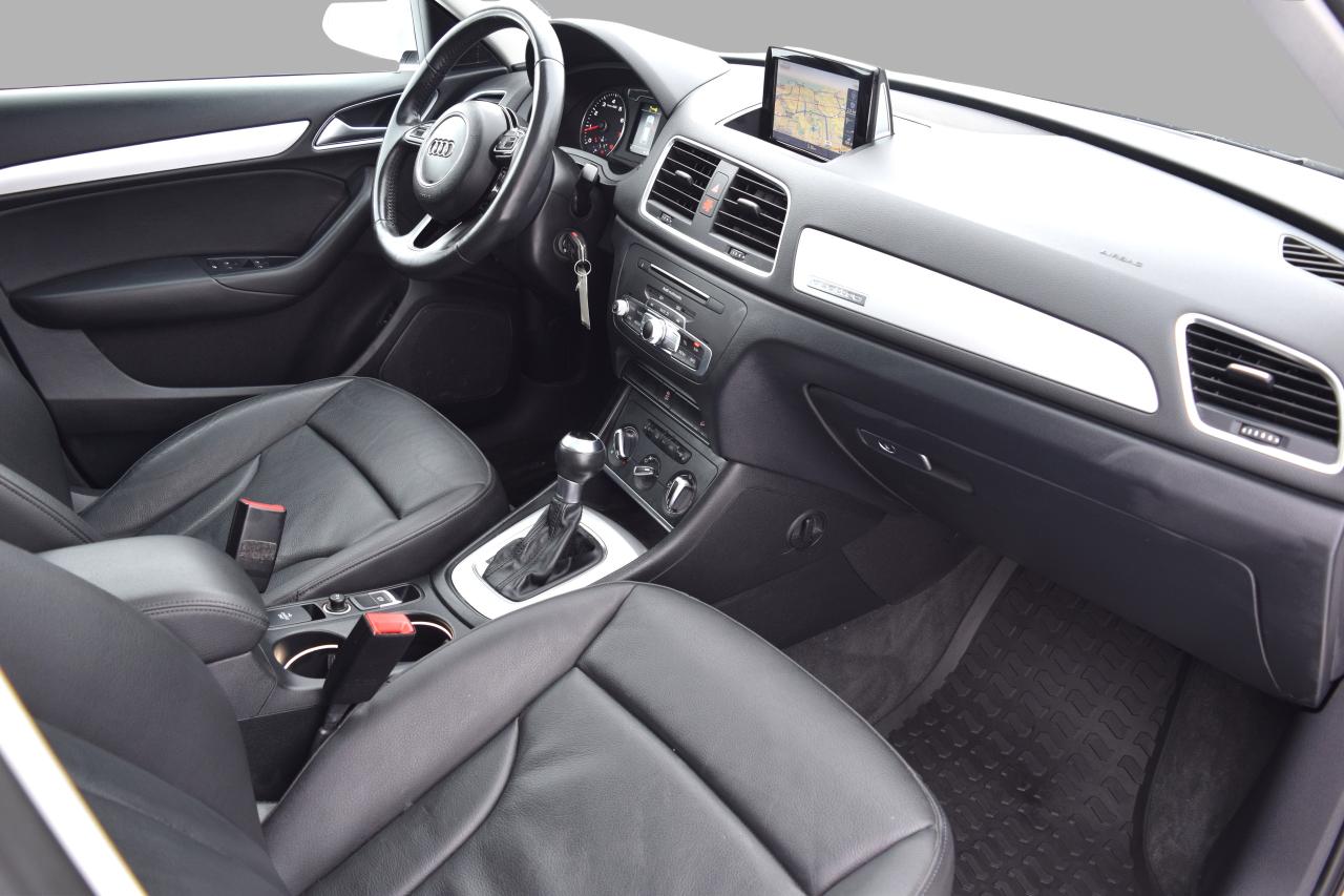 2018 Audi Q3 AWD Komfort Panoramic Sunroof Navi Photo