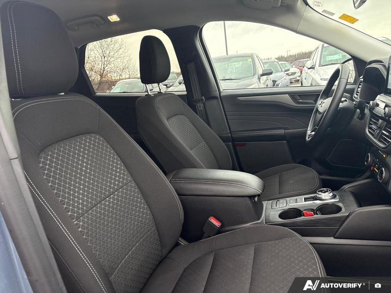 2024 Ford Escape Active   CLEAN CARFAX   BLIND SPOT MONITOR   HEATE Photo