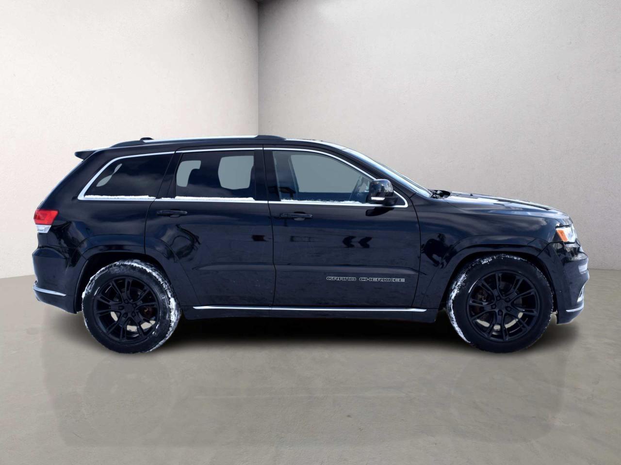 2018 Jeep Grand Cherokee Summit Diesel Loaded! Photo