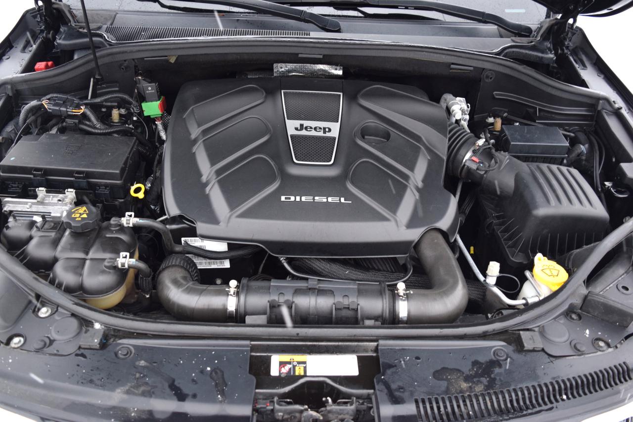 2018 Jeep Grand Cherokee Summit Diesel Loaded! Photo