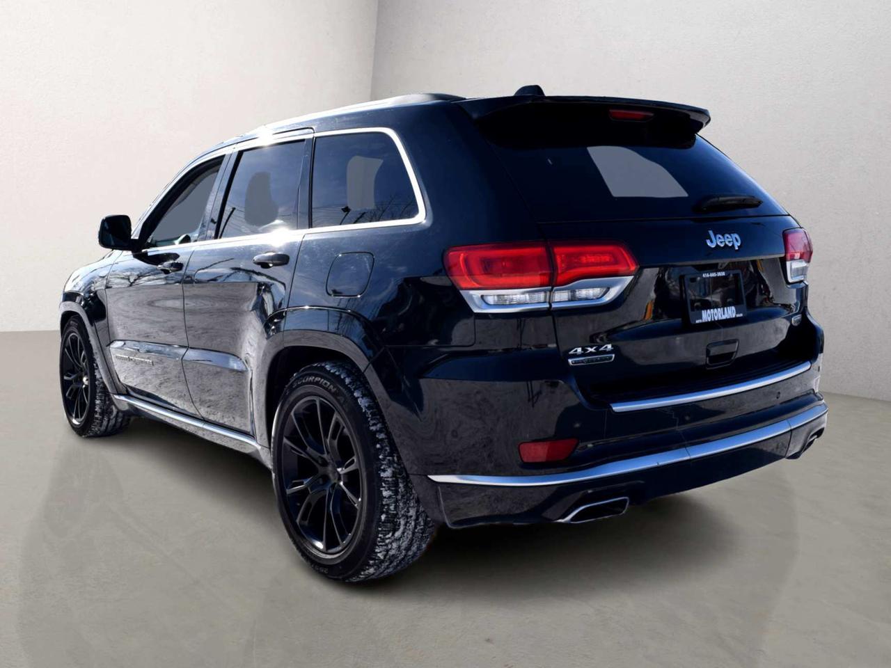 2018 Jeep Grand Cherokee Summit Diesel Loaded! Photo3